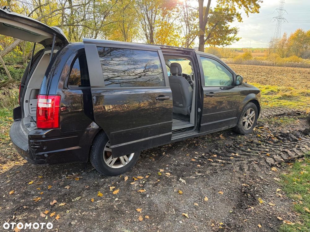 Dodge Grand Caravan 3.3 SE - 6