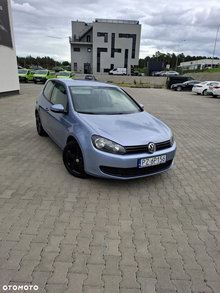Volkswagen Golf - 2