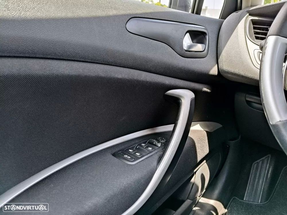 Citroën C5 Tourer 1.6 e-HDi Séduction Air.CMP6 - 16