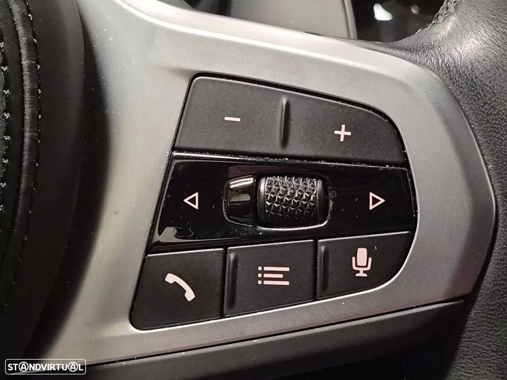 BMW 530 e Pack Desportivo M - 11
