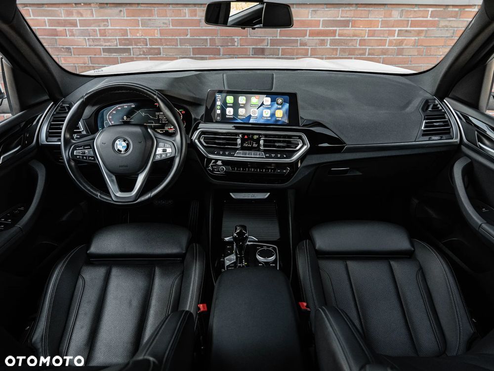 BMW X3 xDrive20i mHEV - 14
