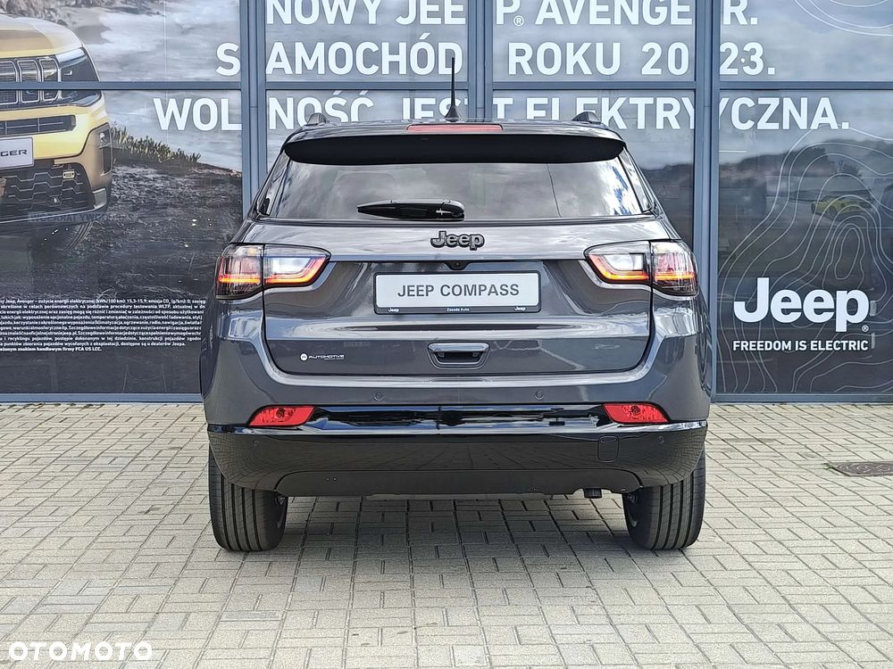 Jeep Compass 1.5 T4 mHEV Summit FWD S&S DCT - 4