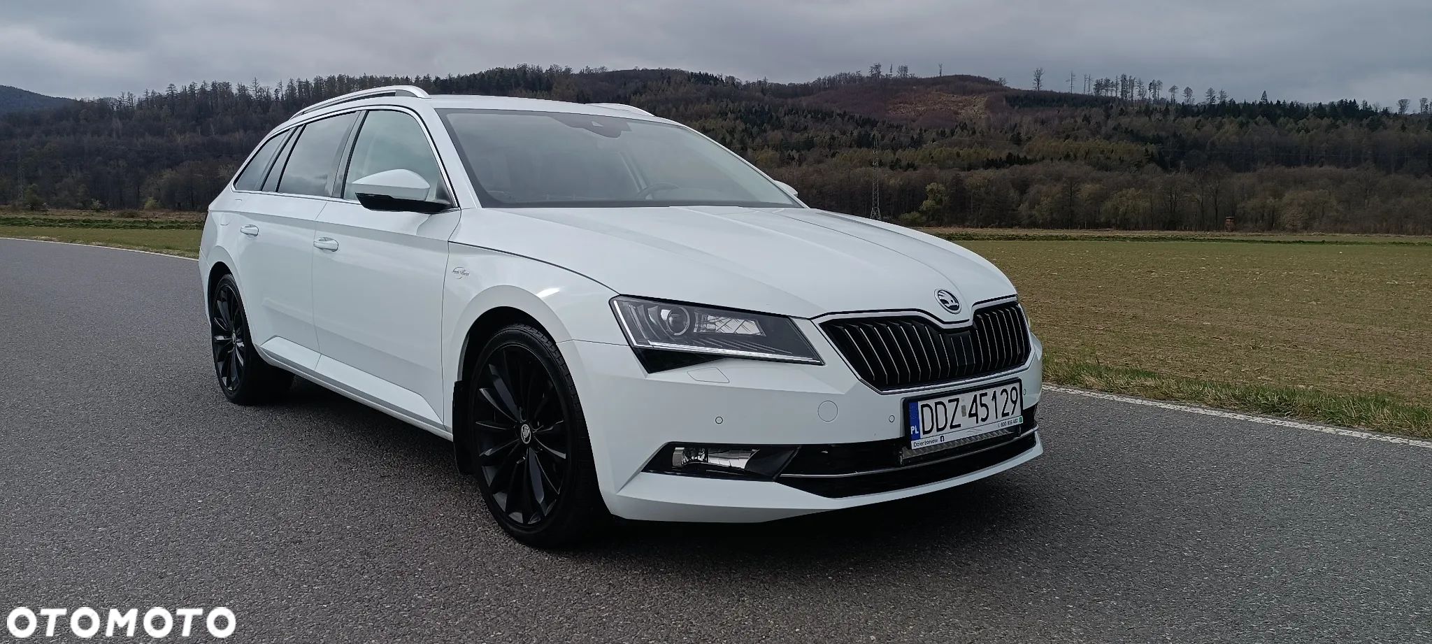 Skoda Superb Combi 2.0 TDI 4x4 DSG L&K - 1