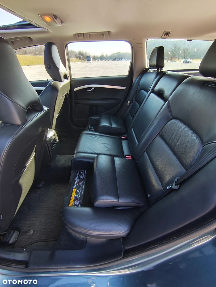 Volvo V70 D3 Geartronic Summum - 6