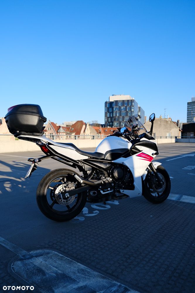 Yamaha XJ - 5