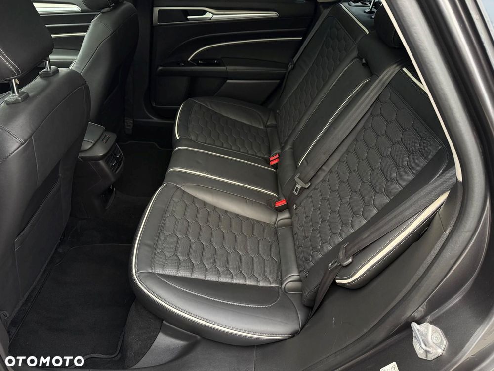 Ford Mondeo 2.0 TDCi Bi-Turbo PowerShift-Aut Vignale - 32