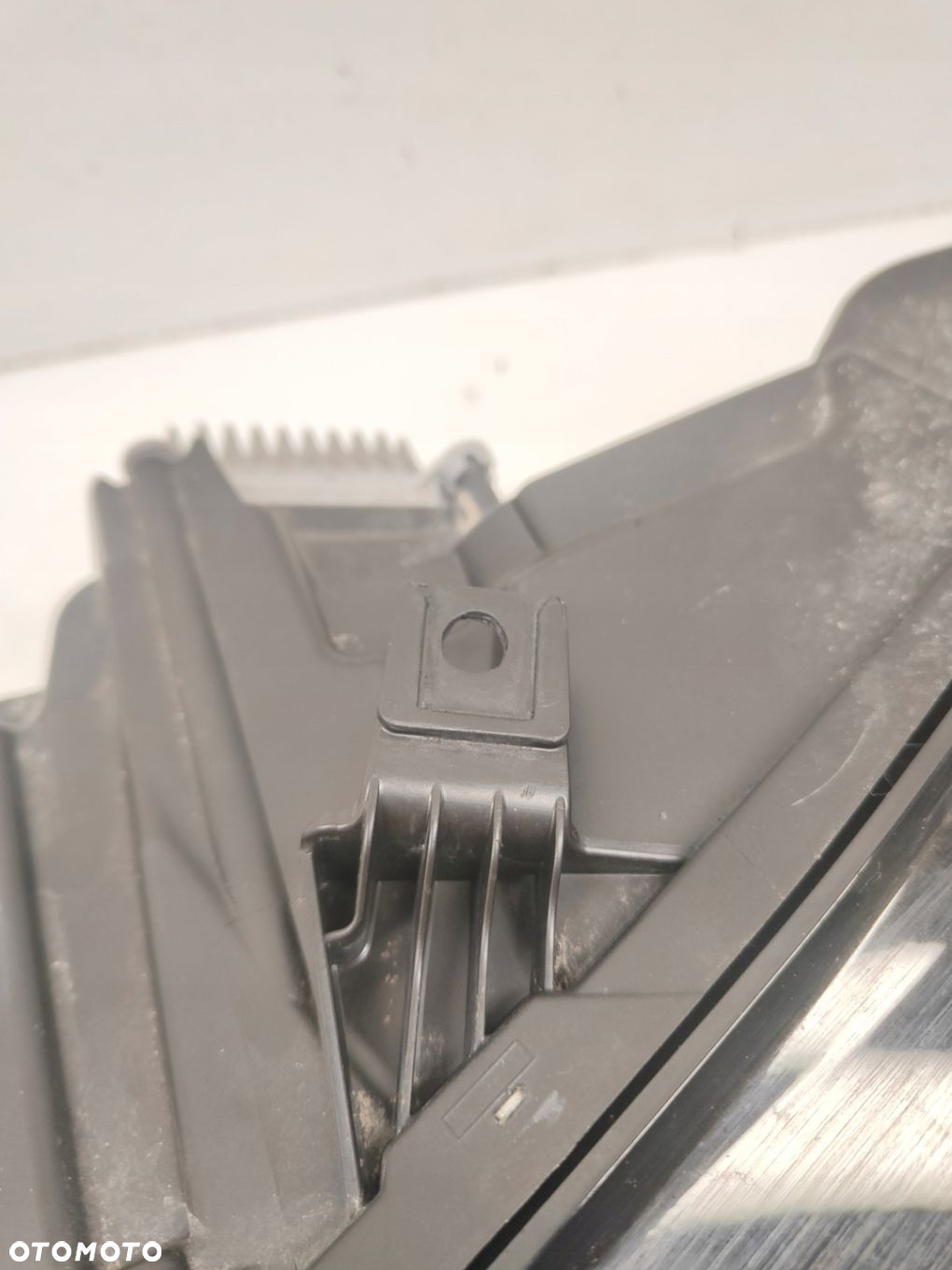 TESLA S PLAID LAMPA LEWY PRZÓD 156371300D - 6