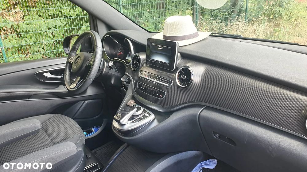 Mercedes-Benz Klasa V 220 d 4-Matic 9G-Tronic (d³ugi) - 22