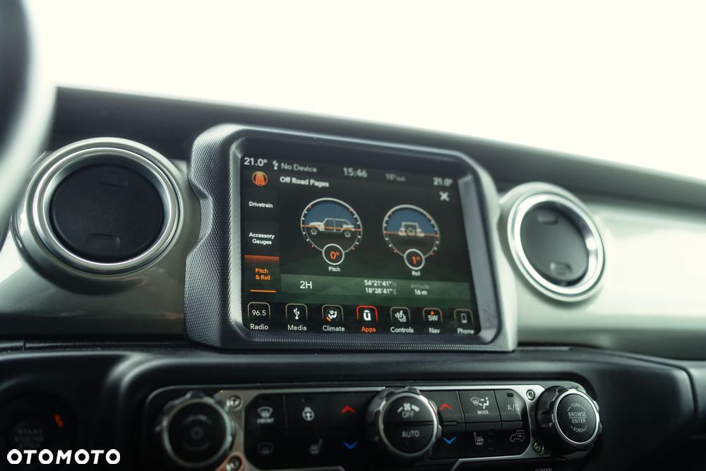 Jeep Wrangler - 19