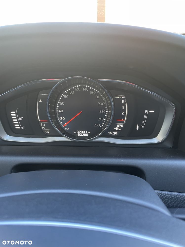 Volvo XC 60 - 6