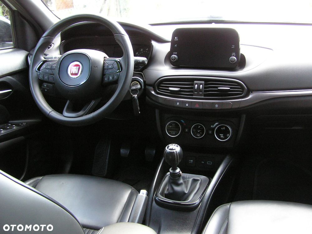Fiat Tipo 1.4 T-Jet S-Design - 18