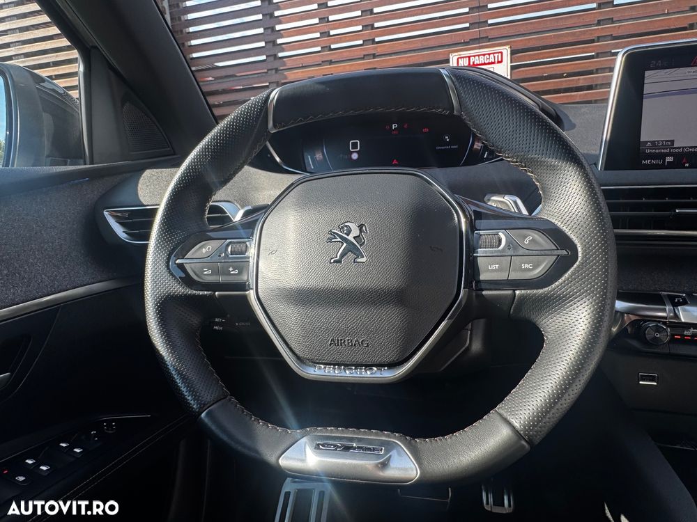 Peugeot 3008 1.2 PureTech 130 EAT8 GT - 28