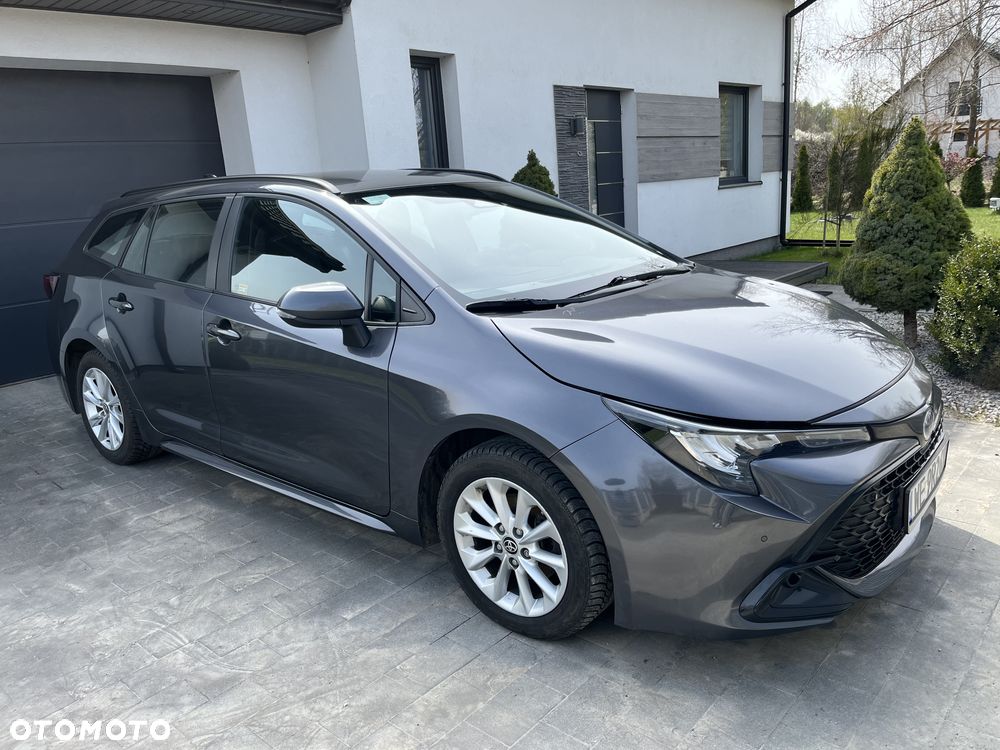 Toyota Corolla 1.8 Hybrid Comfort - 17