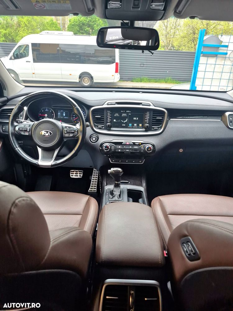 Kia Sorento 2.0 DSL 6AT 4x4 Cosmo - 8