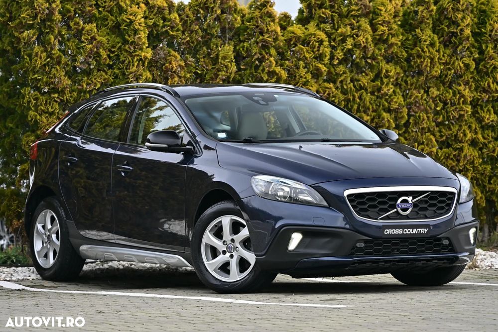 Volvo V40 Cross Country D2 Summum - 11