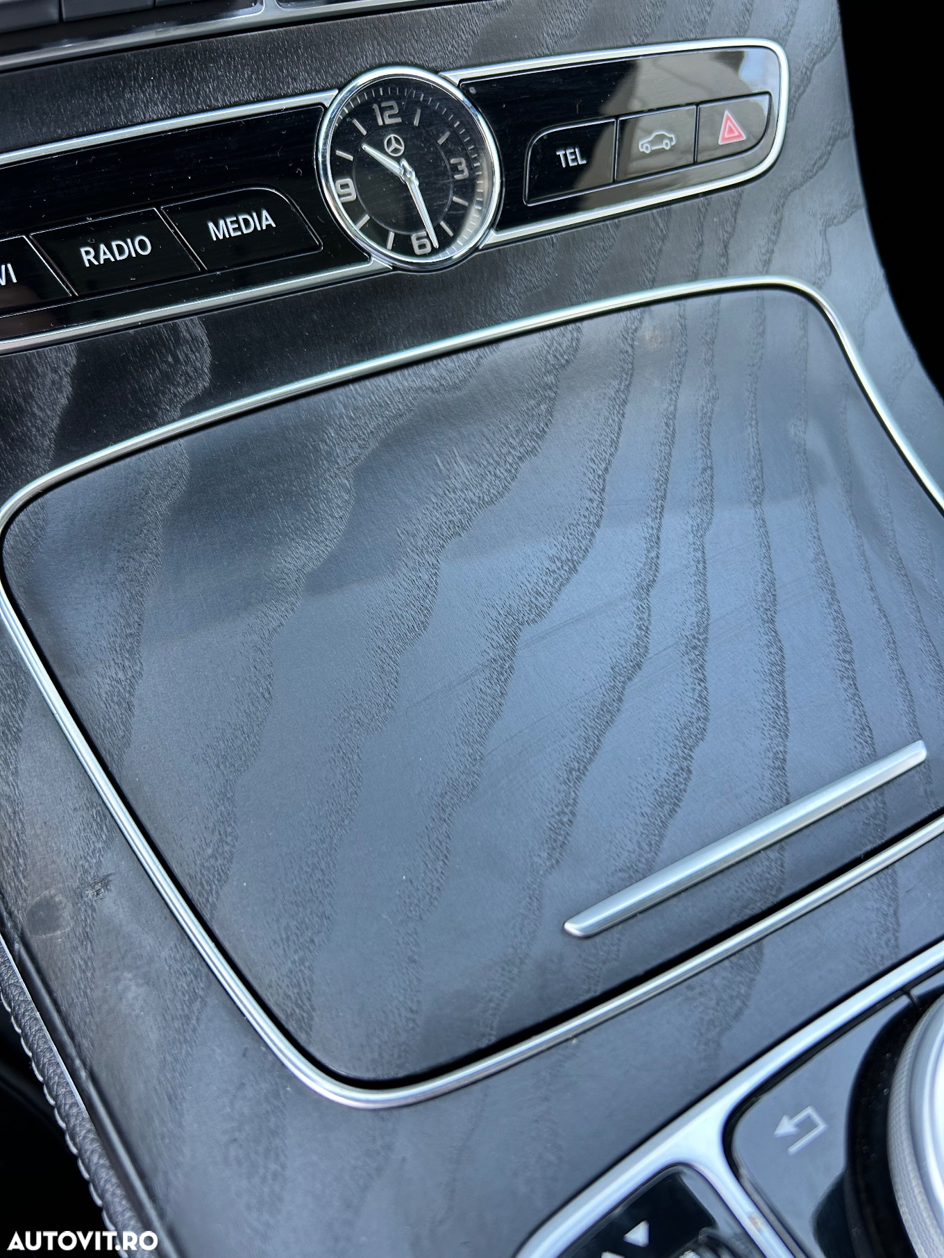 Mercedes-Benz E 220 d Coupe 9G-TRONIC AMG Line - 4