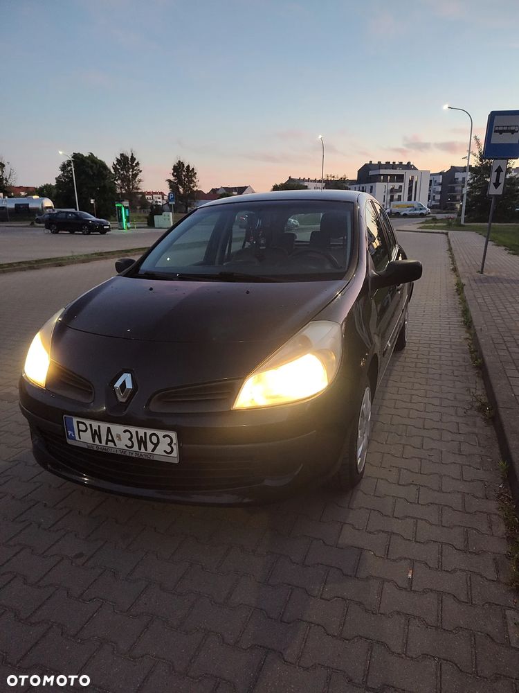 Renault Clio - 6