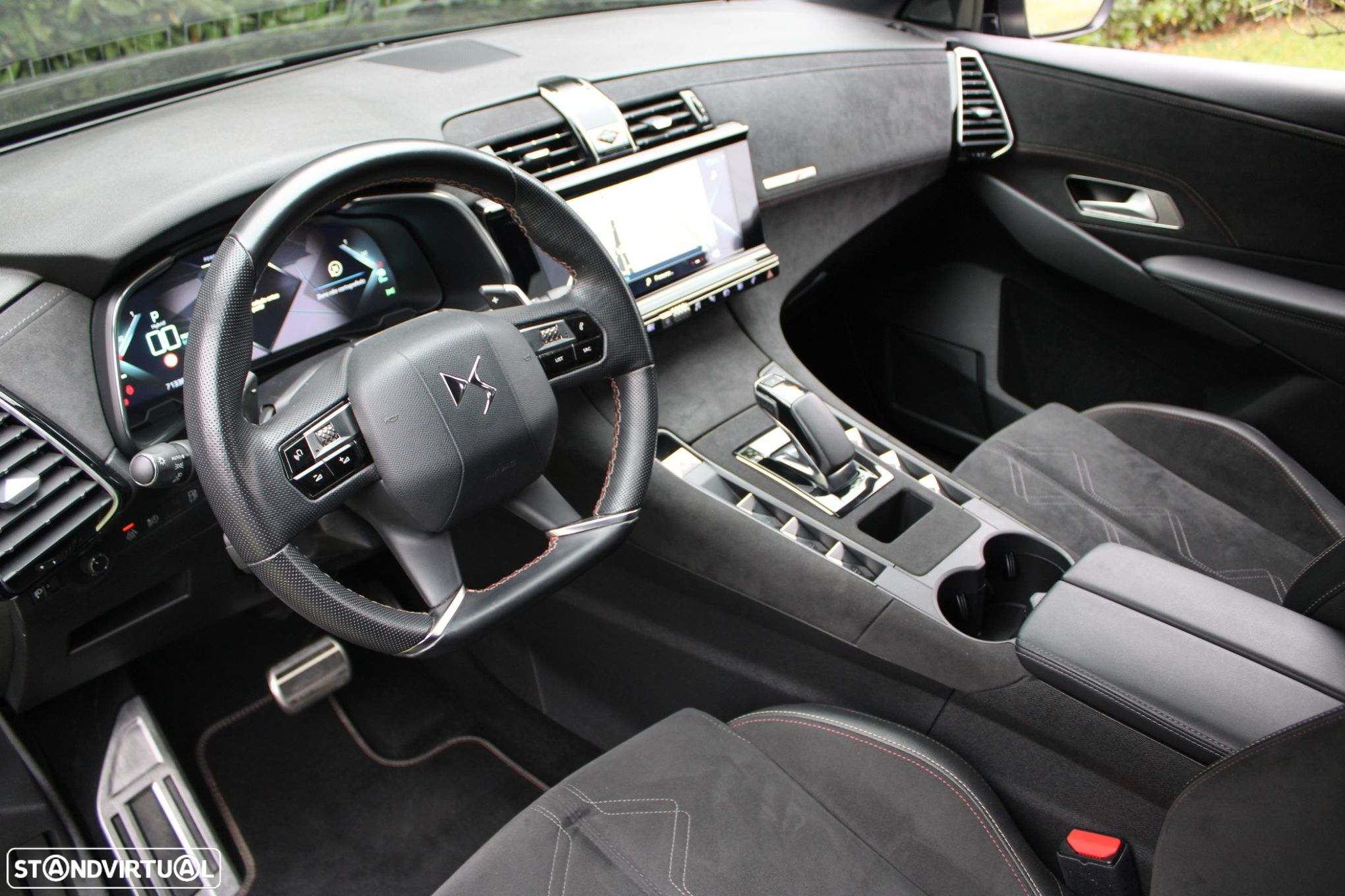 DS DS7 Crossback E-Tense Performance Line EAT8 - 33
