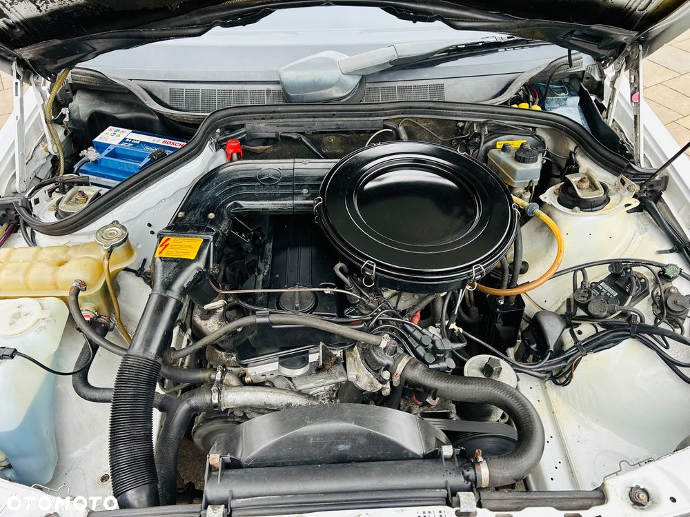 Mercedes-Benz W201 (190) - 23