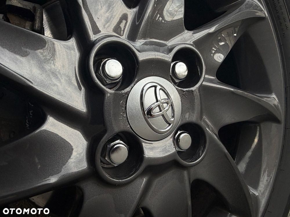 Toyota Yaris - 17