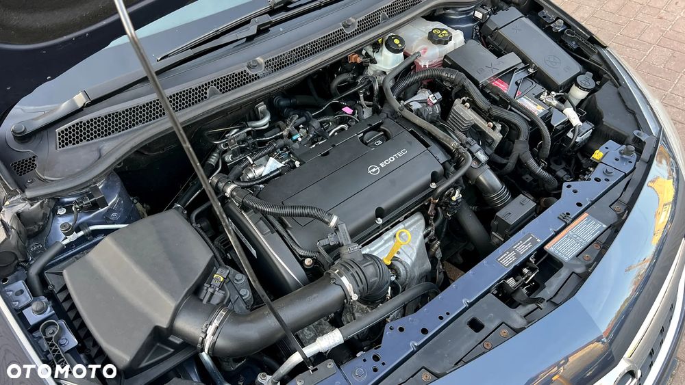 Opel Astra IV 1.6 T Sport - 34