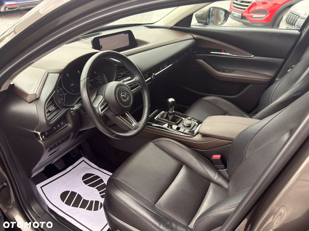 Mazda CX-30 2.0 mHEV Hikari 2WD - 17