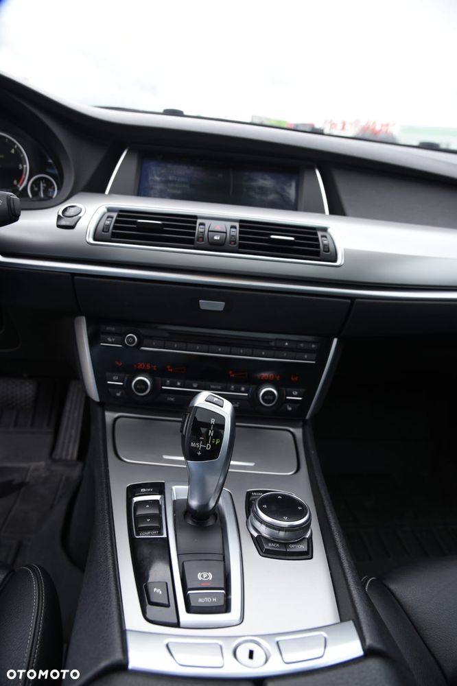 BMW 5GT 530d - 27
