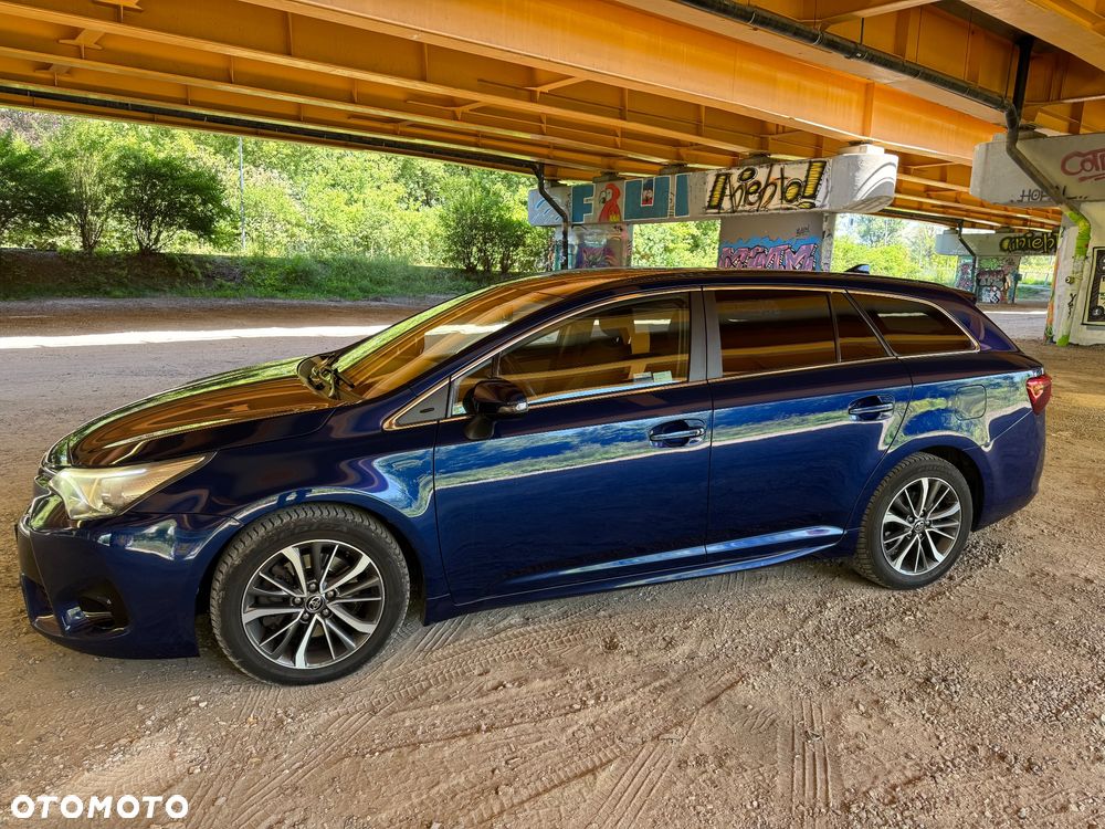 Toyota Avensis 2.0 D-4D Prestige - 7