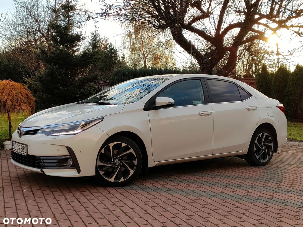 Toyota Corolla 1.6 50th Anniversary MS - 8