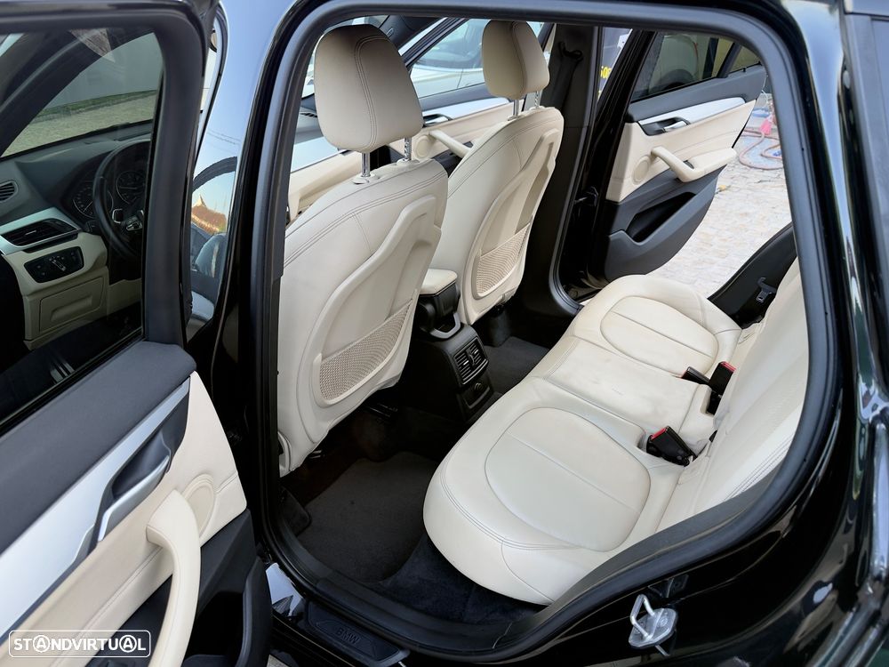 BMW X1 18 d xDrive Auto Pack M - 50