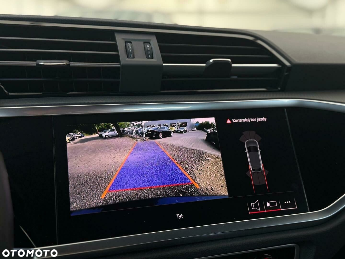Audi Q3 - 23