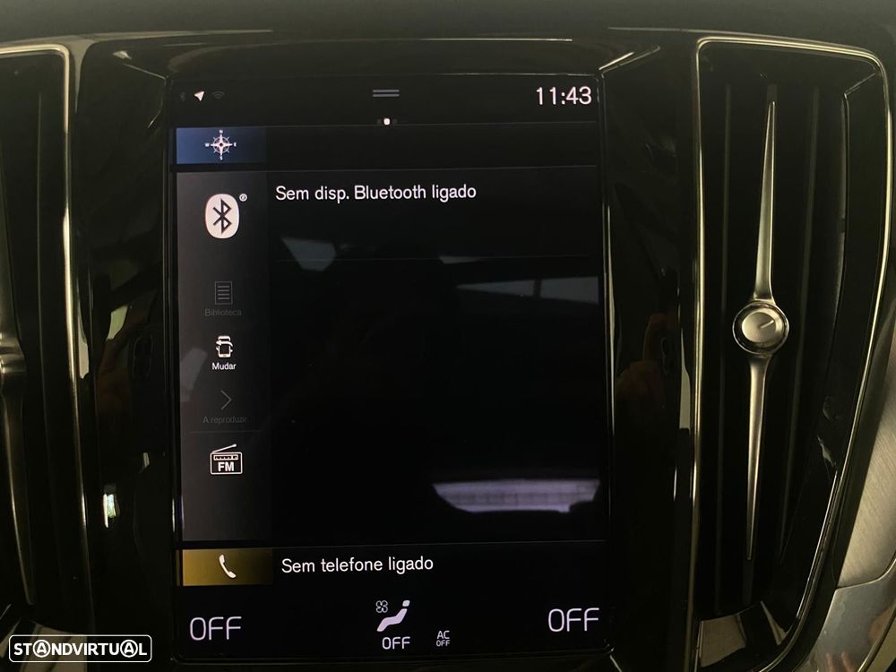 Volvo V60 2.0 B4 Momentum Geartronic - 26