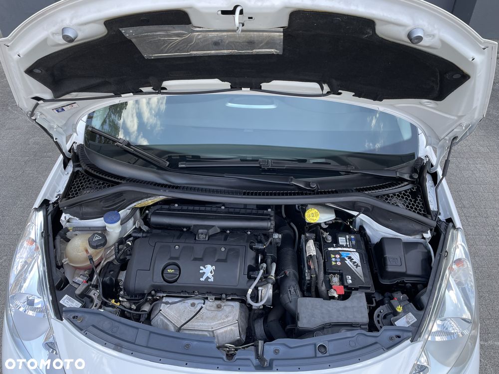 Peugeot 207 120 VTi Automatik Premium - 15