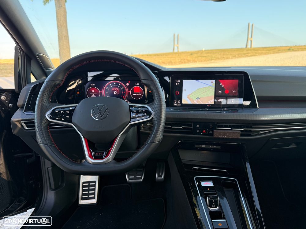VW Golf 2.0 TSI GTI DSG - 24
