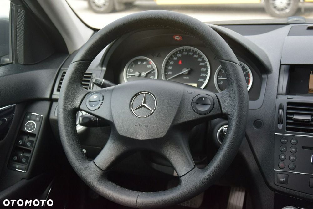 Mercedes-Benz Klasa C - 29