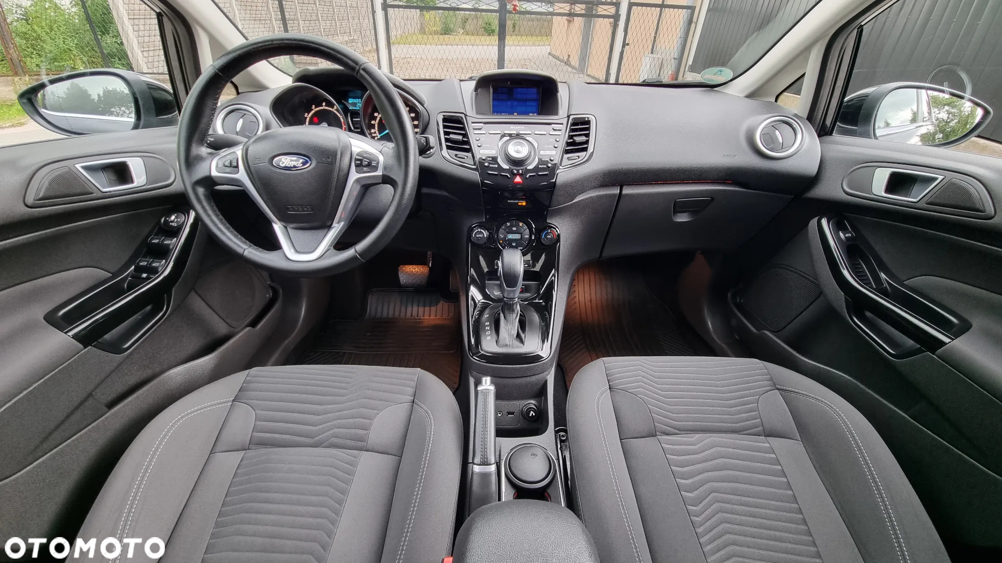 Ford Fiesta - 20