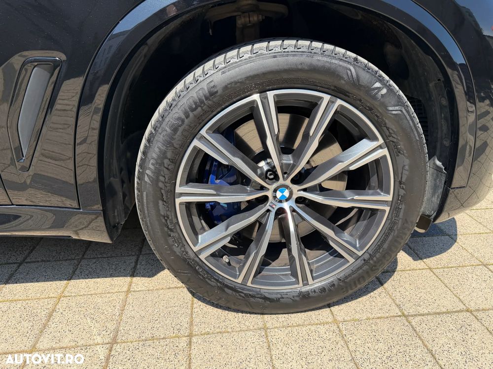 BMW X5 xDrive40i - 24