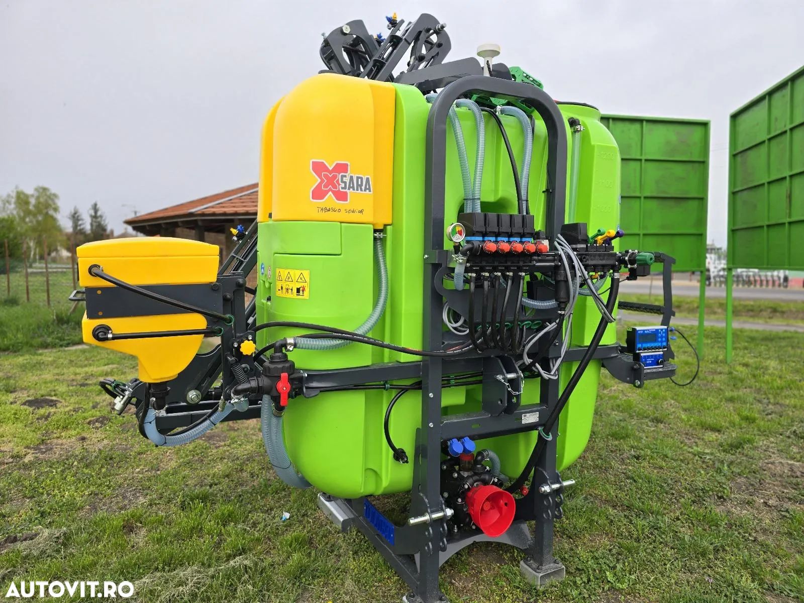 Terraking Tolmet XARA 1000L echipat Full - 1