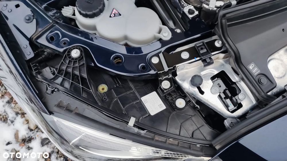 Mercedes-Benz Klasa C 220 d 9G-TRONIC - 24