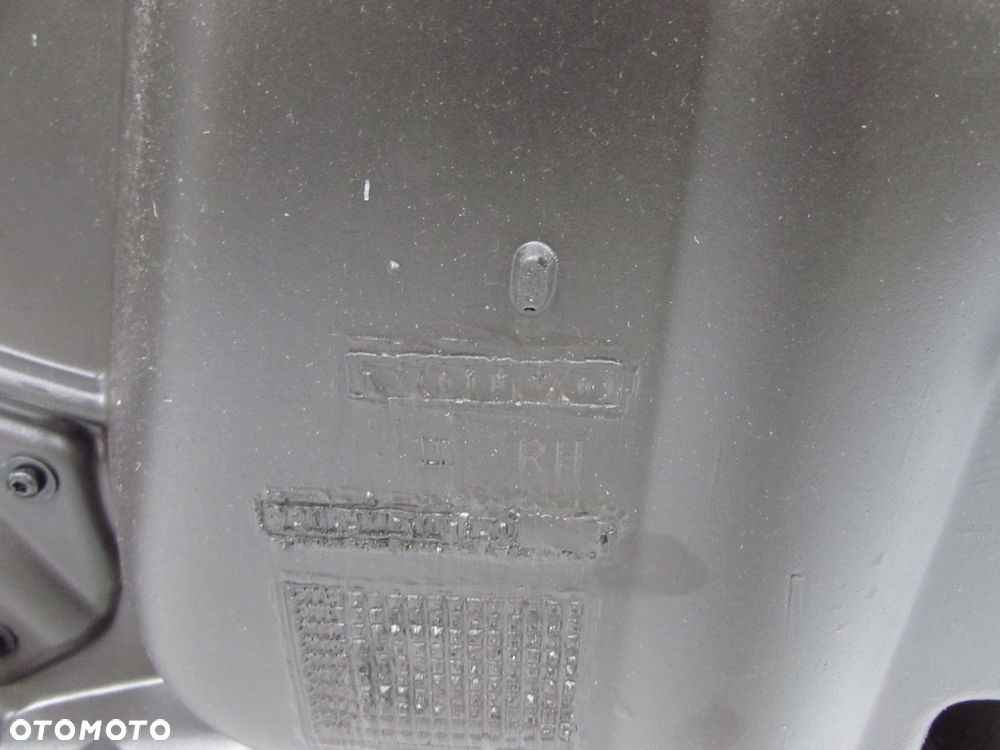 VOLVO XC90 LIFT BOCZEK TAPICERKA DRZWI TYL PRAWY BEZ OAK - 8