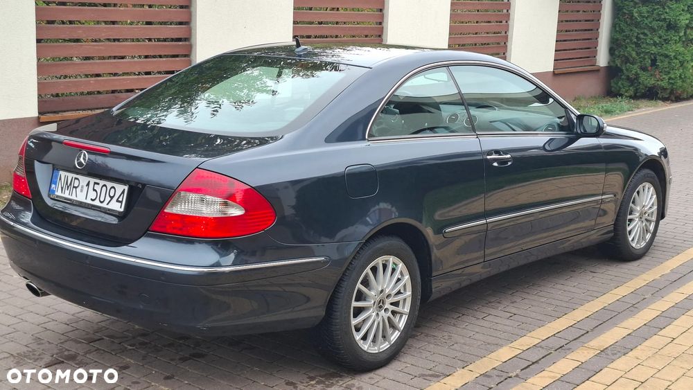 Mercedes-Benz CLK - 4