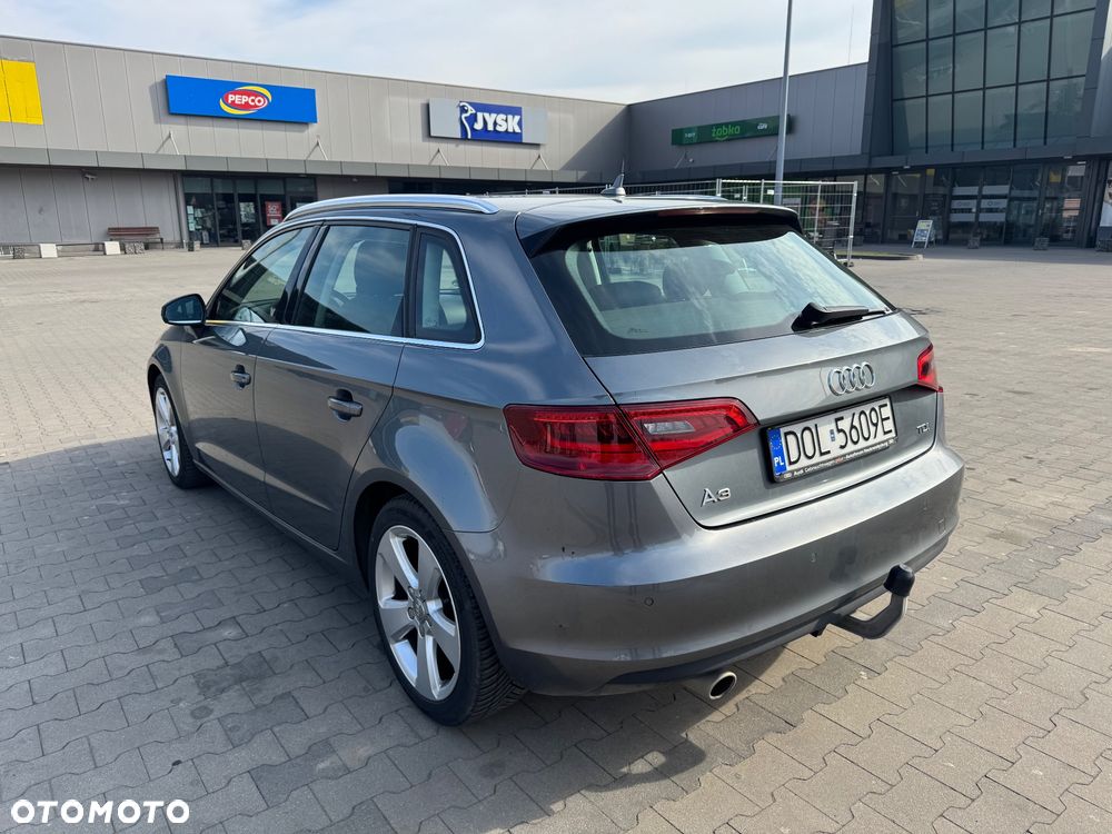 Audi A3 Sportback - 2