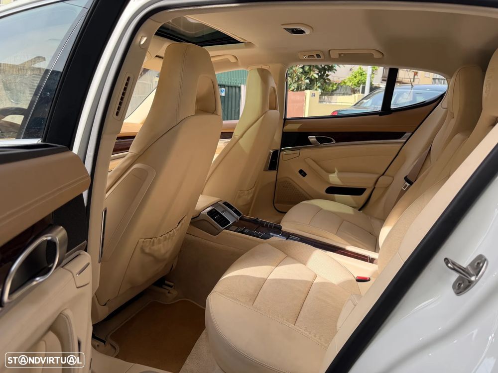 Porsche Panamera S PDK - 15