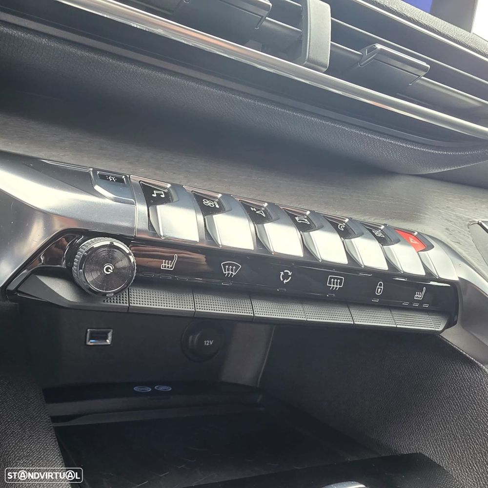 Peugeot 3008 2.0 BlueHDi GT EAT6 - 34