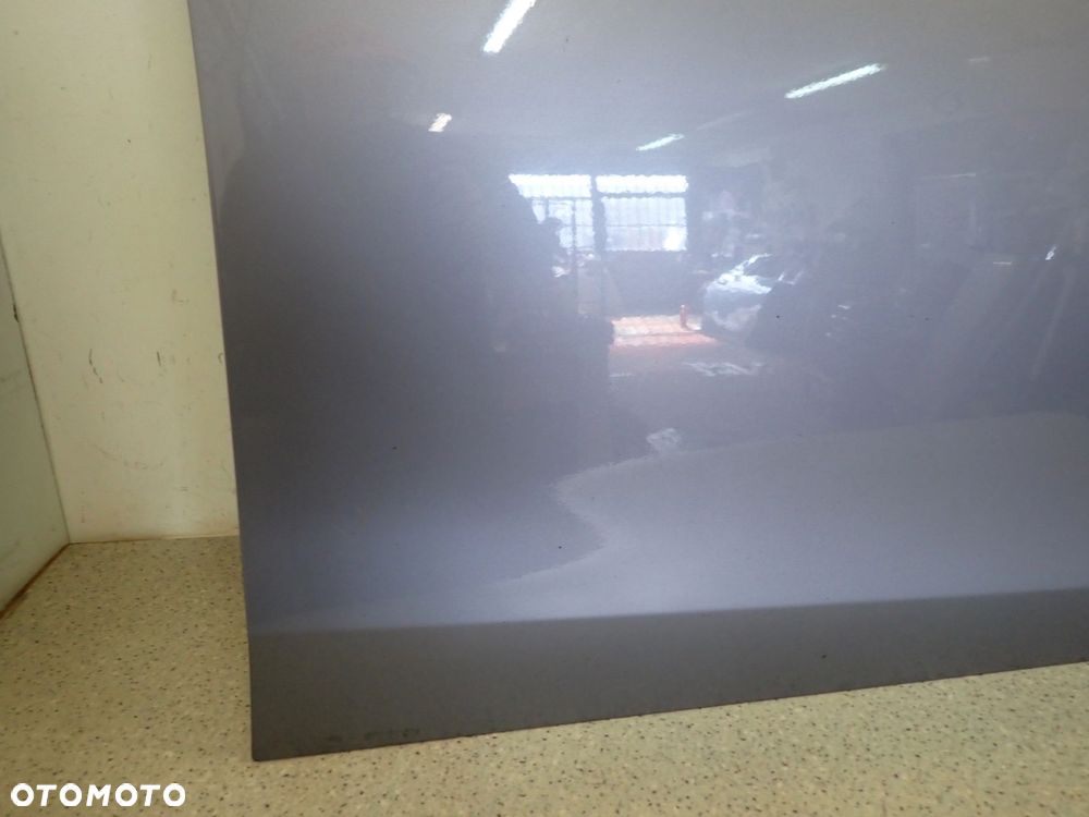 TOYOTA VERSO 09-13 DRZWI PRZEDNIE PRAWE 8T4 - 4