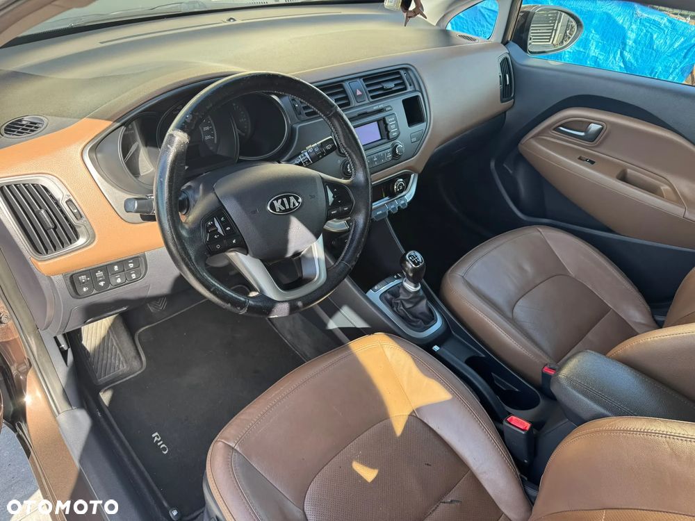 Kia Rio 1.4 Dream Team Edition - 9