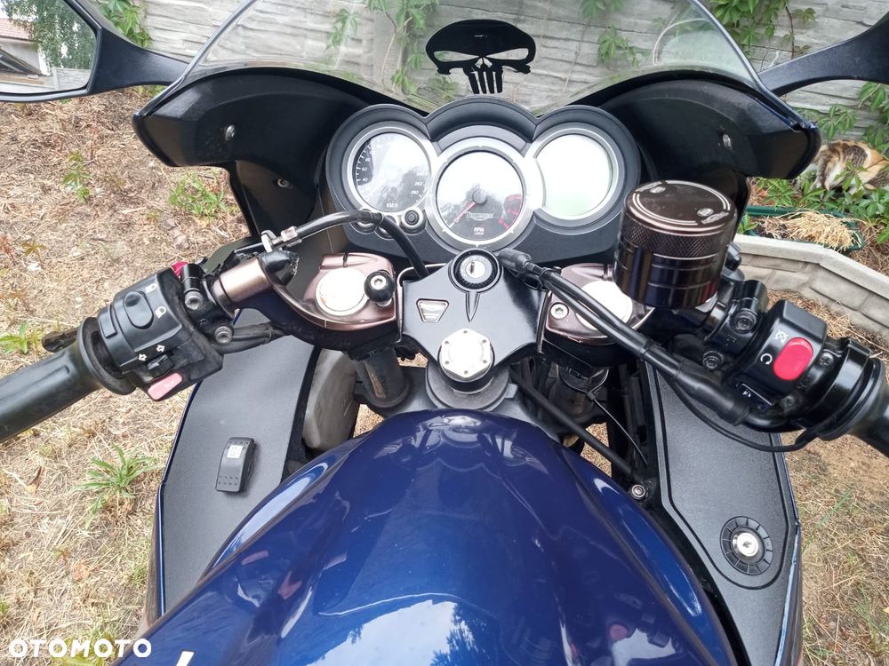 Triumph Sprint - 10