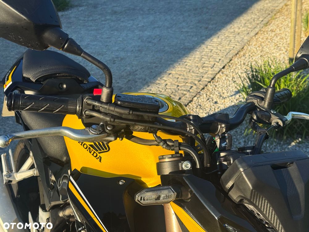 Honda CB - 19