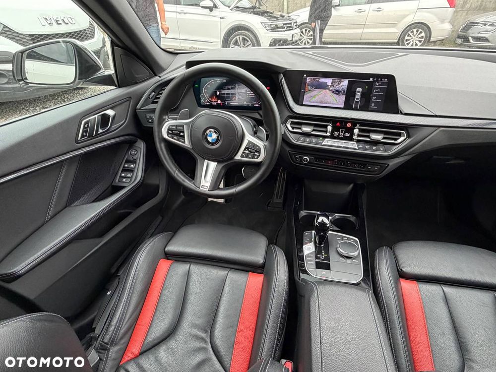 BMW Seria 2 220i xDrive M Sport - 11