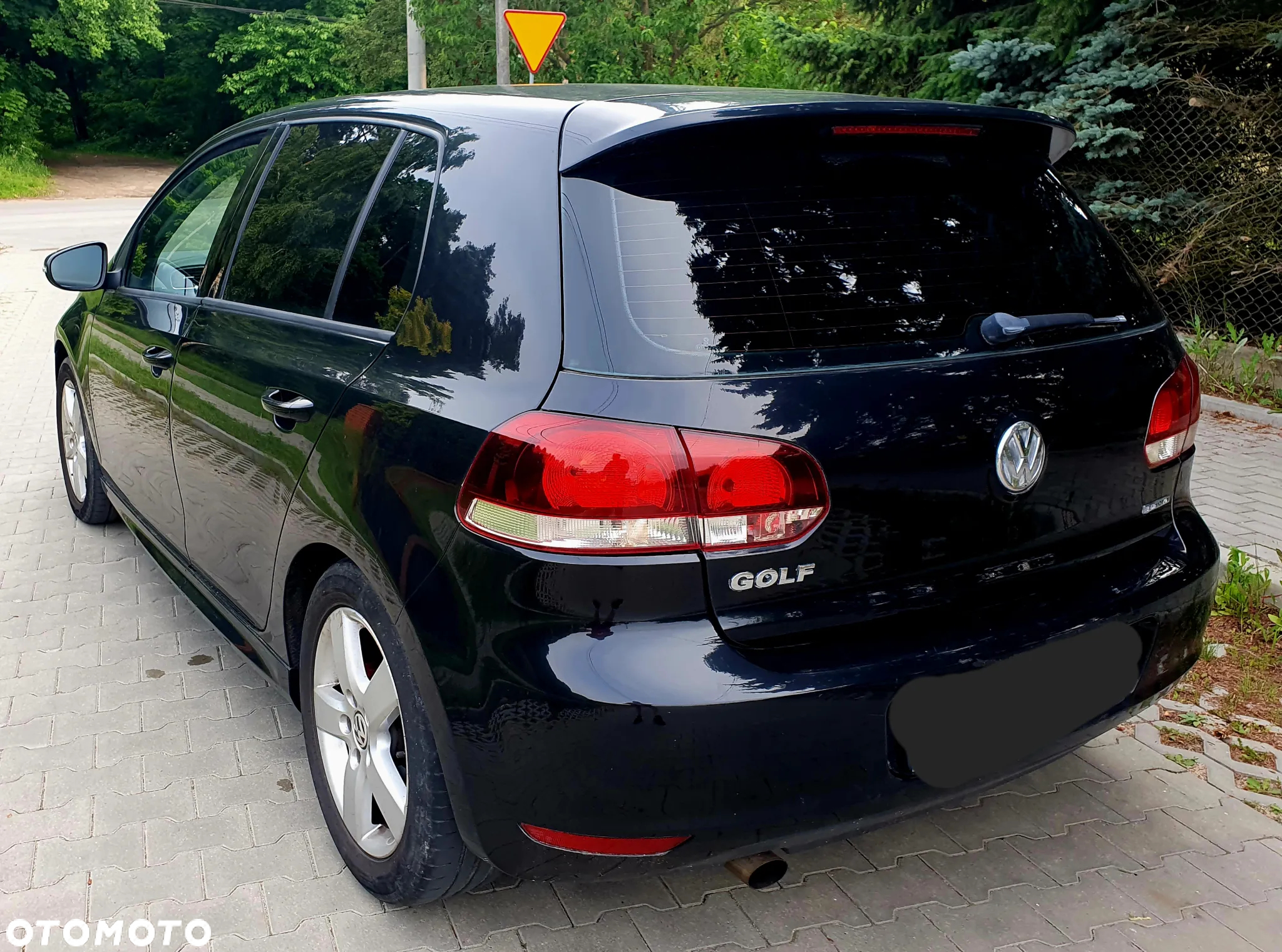 Volkswagen Golf 1.6 TDI BlueMotion Technology Comfortline - 4